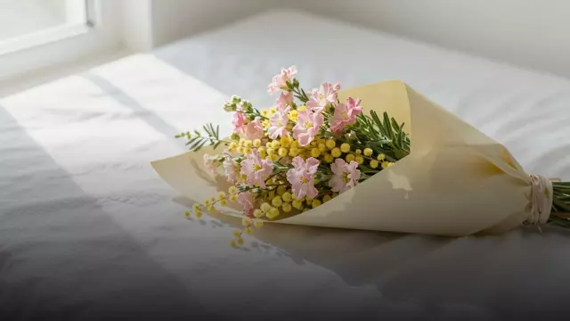 Букет из маттиол на 8 Марта: идеи, варианты и цены
