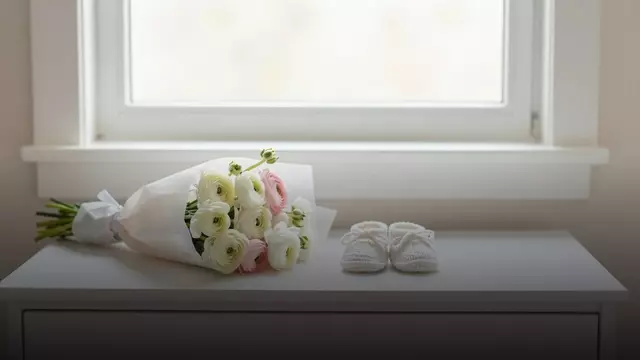 Букет из ранункулюсов на выписку из роддома: идеи и цены