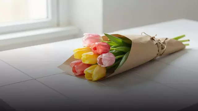 Букет из тюльпанов в подарок: кому и по какому поводу