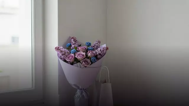 Букет на день рождения с доставкой в Жуковском: что выбрать маме, девушке, коллеге