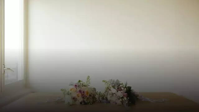 Цветы маме и бабушке: как составить два букета, которые дополняют друг друга