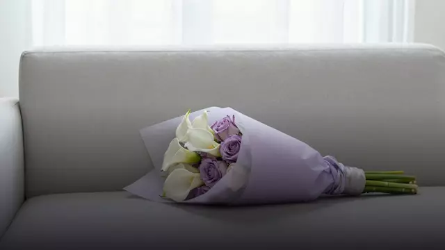 Цветы на свадьбу в Королёве: что дарят гости, родители и друзья