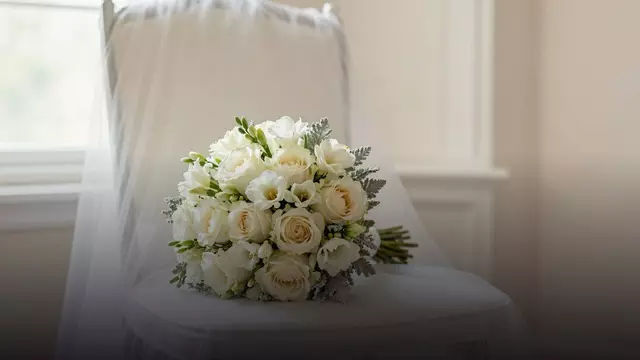 Цветы на свадьбу и в ЗАГС во Владимире: букет гостям, родителям, молодожёнам