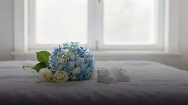 Цветы на выписку из роддома в Нижнекамске: маме в руки, домой и с запасом по времени