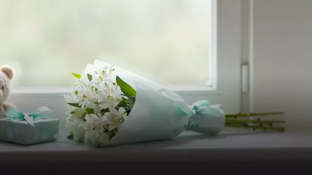 Цветы на выписку из роддома во Владимире: выбор букета и план на день