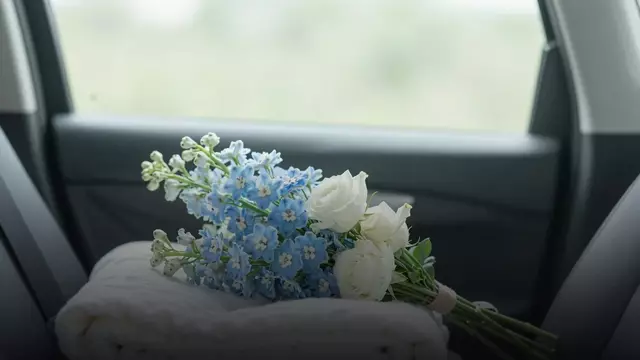 Букет на выписку из роддома в Выборге: что выбрать и как не опоздать