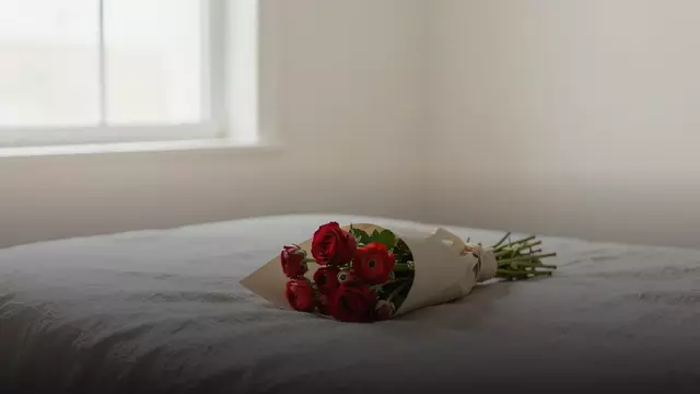 Маленький красный букет: идеи, цветы и поводы
