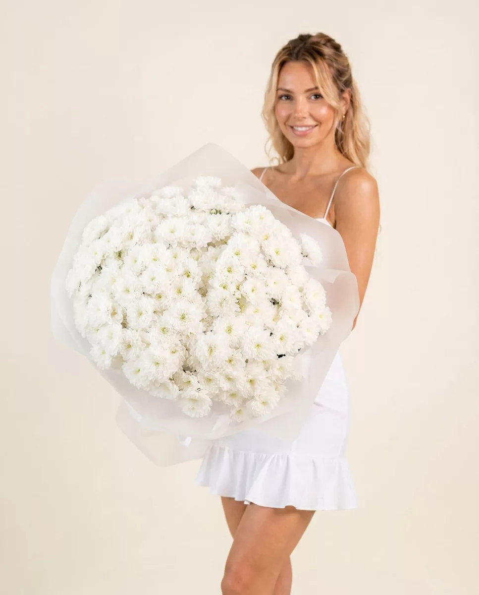 Bouquet of 25 white spray chrysanthemums