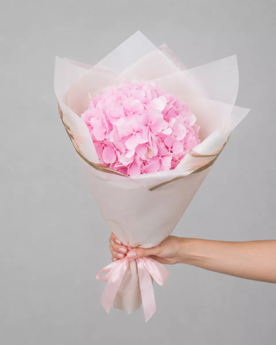 Bouquet of 1 pink hydrangeas