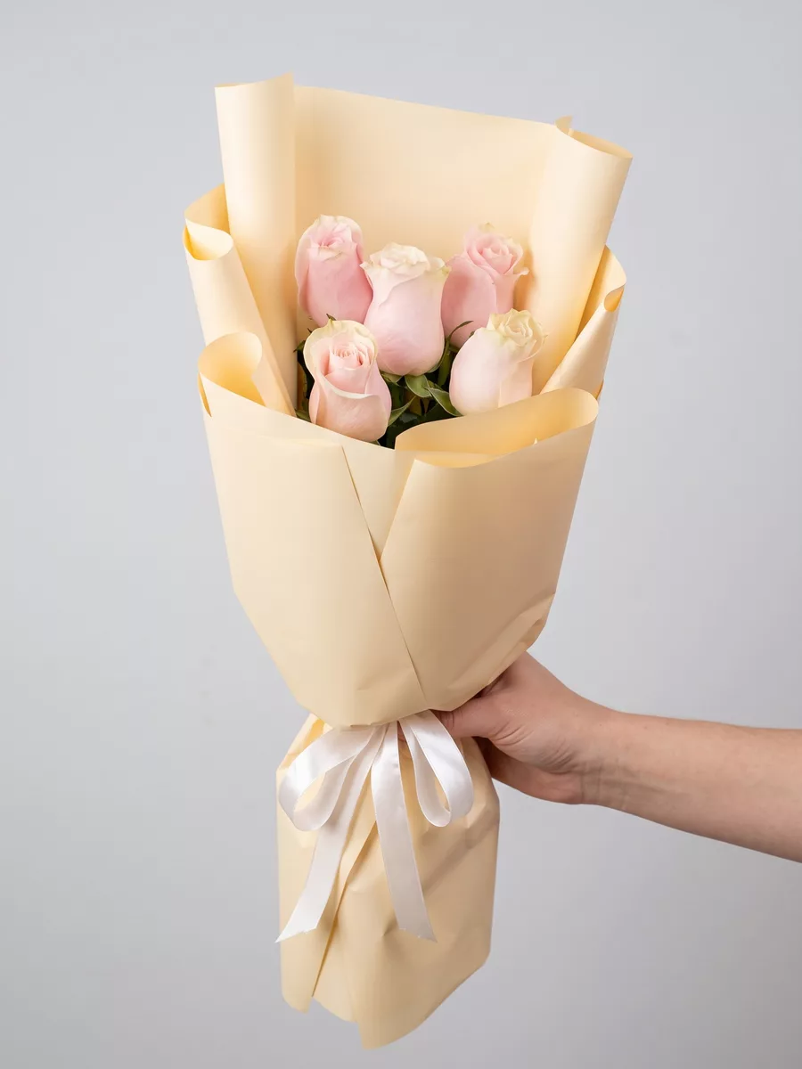 Bouquet of 5 pink roses, 50 cm