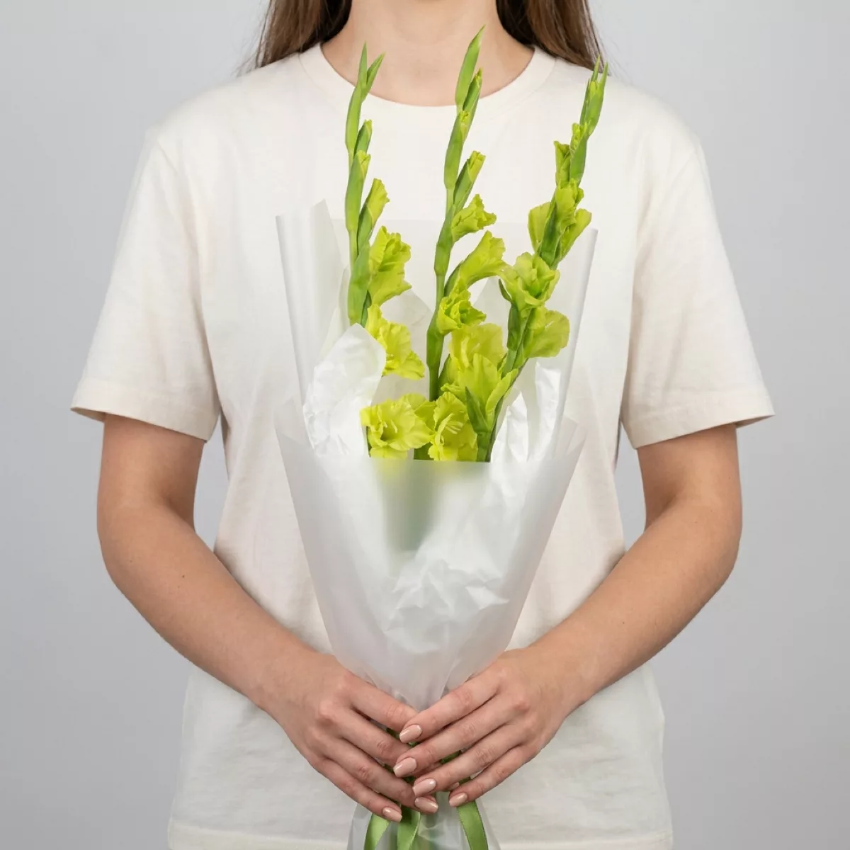 Bouquet of 3 green gladioli