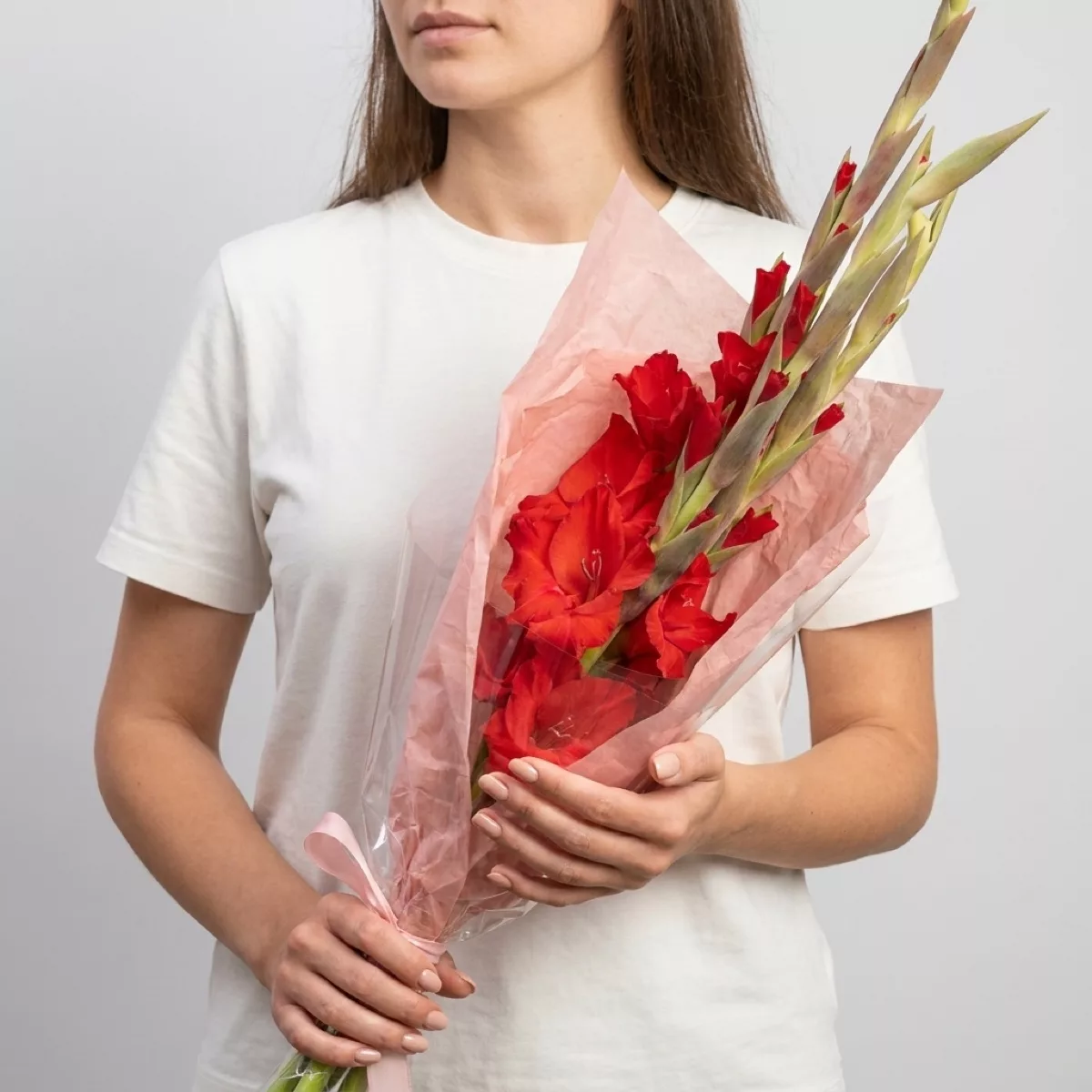 Bouquet of 3 red gladioli