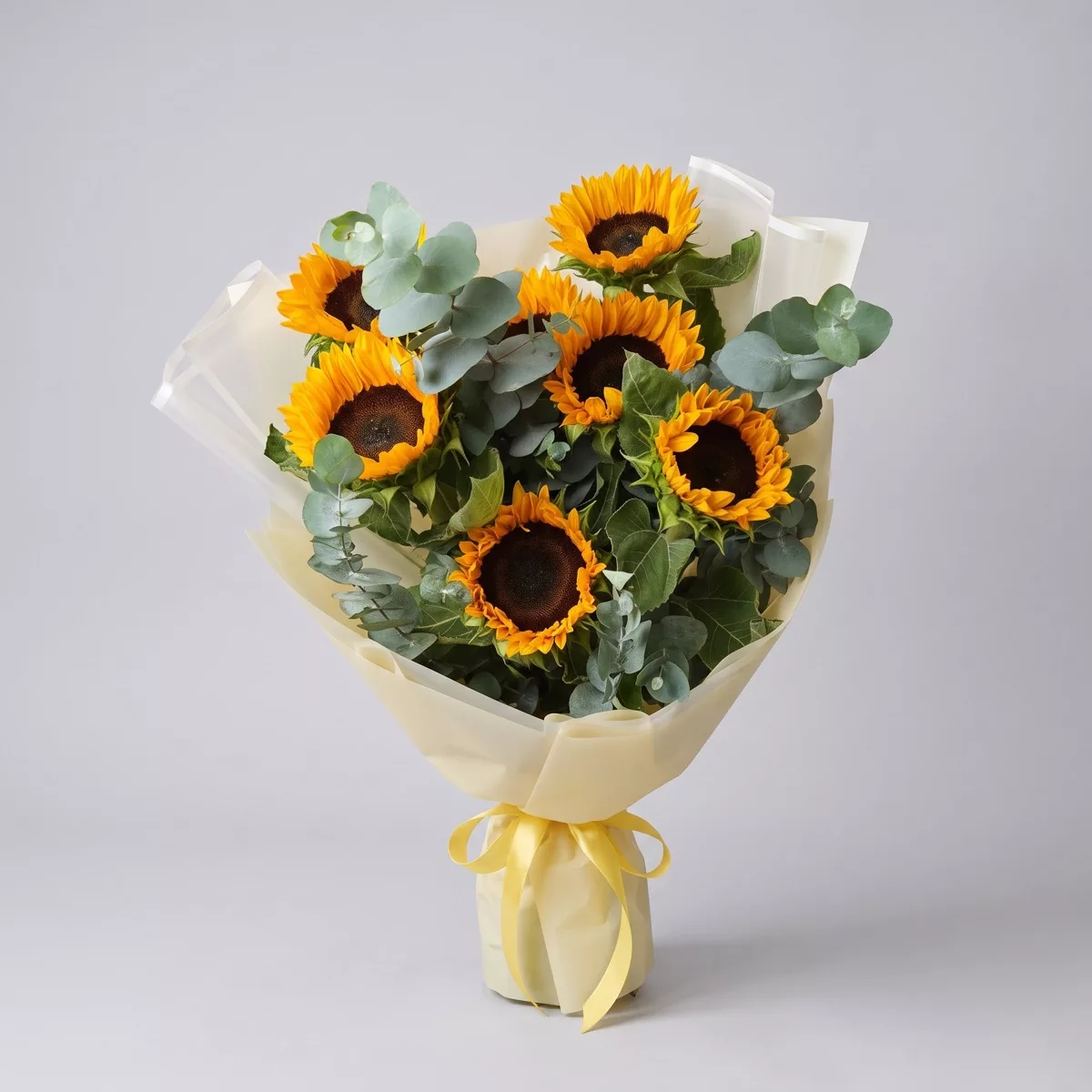 Bouquet of 7 yellow sunflowers