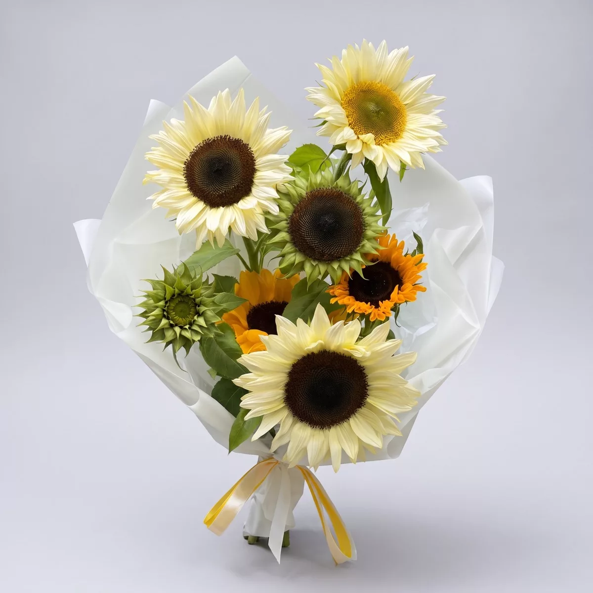 Bouquet of 7 sunflowers mix