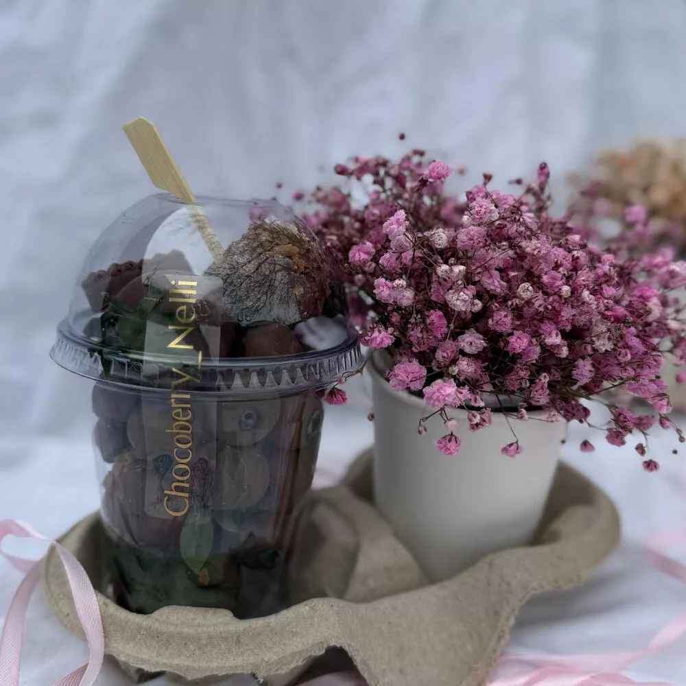 Flowers and in chocolate